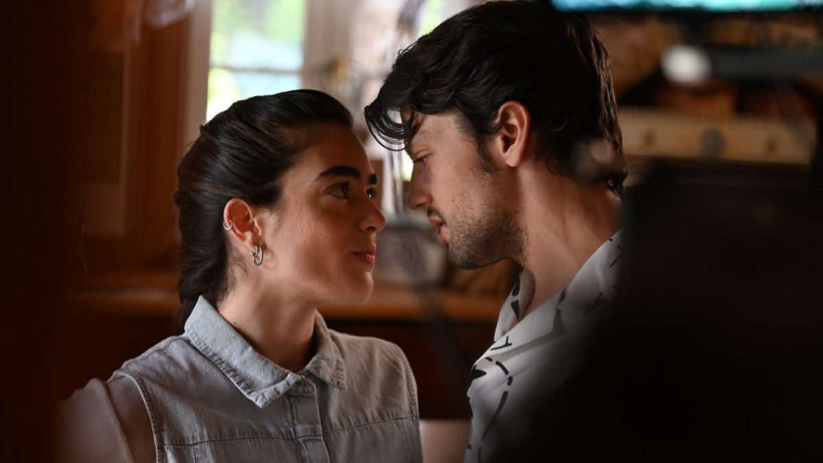 Να μ'αγαπάς Χάρης Κατερίνα