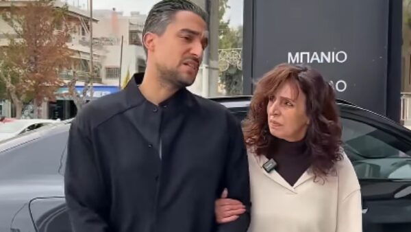 Σάκης Κατσούλης