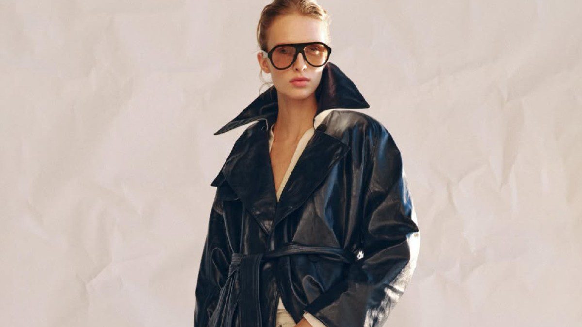 Zara look με καμπαρντίνα